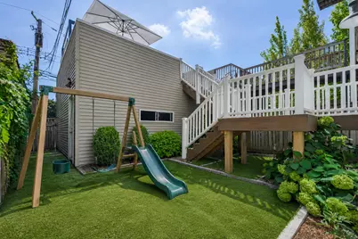 3653 N Bosworth Avenue, Chicago, IL 60613 - Photo 3