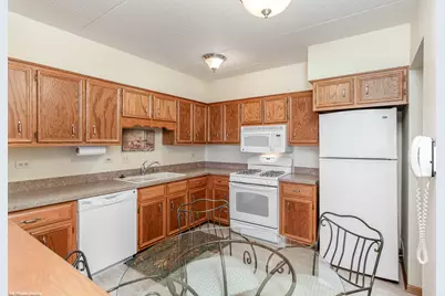 5031 Circle Drive #207, Crestwood, IL 60418 - Photo 7
