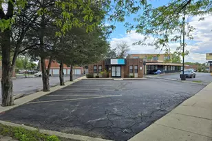 9629 SW Hwy, Oak Lawn, IL 60453 - Photo 1