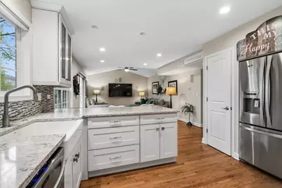 638 Sandwedge Place, Gurnee, IL 60031 - Photo 5