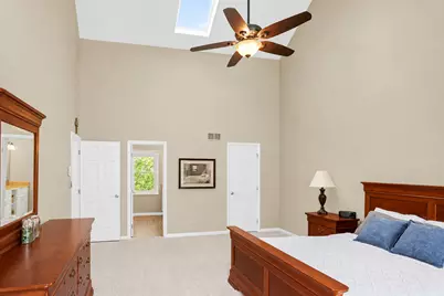 2045 Somerset Lane, Wheaton, IL 60189 - Photo 25