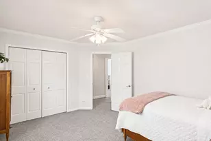 2045 Somerset Ln, Wheaton, IL 60189 - Photo 29