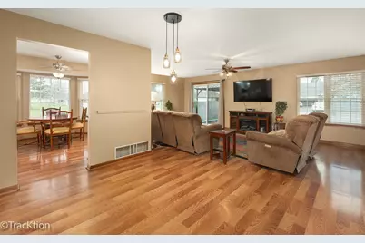 20838 W Peppertree Court, Plainfield, IL 60544 - Photo 5