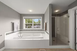 1711 Driving Park Rd, Wheaton, IL 60187 - Photo 17