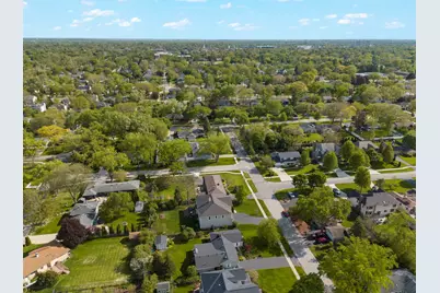1711 Driving Park Road, Wheaton, IL 60187 - Photo 37