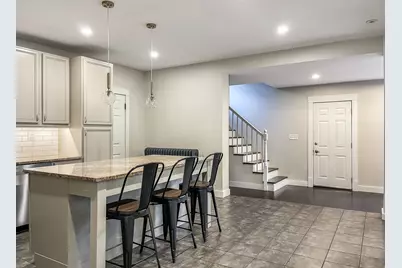 1201 Middlebury Lane, Wilmette, IL 60091 - Photo 15