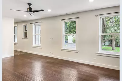 1201 Middlebury Lane, Wilmette, IL 60091 - Photo 5