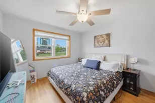 10352 Leslie Ln, Chicago Ridge, IL 60415 - Photo 19