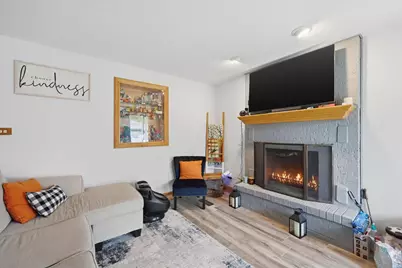 10352 Leslie Lane, Chicago Ridge, IL 60415 - Photo 15
