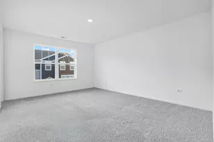 428 Red Oak Cir, Volo, IL 60020 - Photo 13