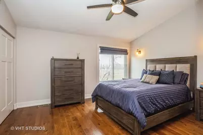 546 E Windgate Court, Arlington Heights, IL 60005 - Photo 9