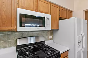 1273 Cranbrook Dr, Schaumburg, IL 60193 - Photo 5