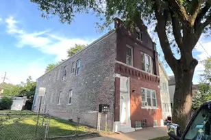 4815 S Elizabeth St, Chicago, IL 60609 - Photo 3