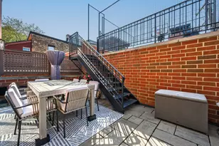 2140 N Clifton Ave, Chicago, IL 60614 - Photo 39