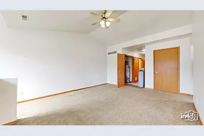 247-253 N Cross Street, Sycamore, IL 60178 - Photo 17