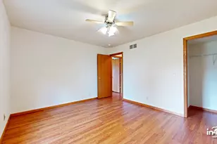 247-253 N Cross St, Sycamore, IL 60178 - Photo 11