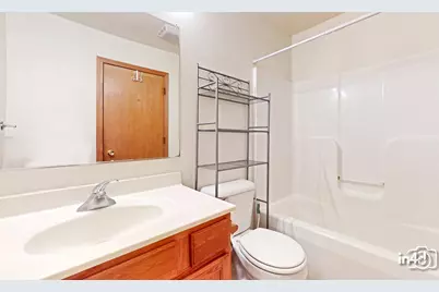 247-253 N Cross Street, Sycamore, IL 60178 - Photo 9