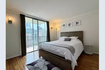 71 E Division Street #1601, Chicago, IL 60610 - Photo 11