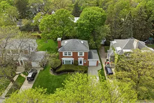 6822 N Kenton Ave, Lincolnwood, IL 60712 - Photo 21
