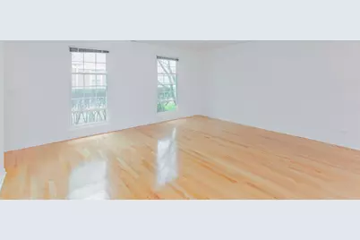 1410 Pebblecreek Drive, Glenview, IL 60025 - Photo 9