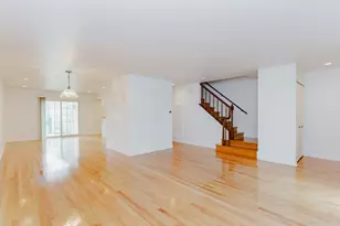 1410 Pebblecreek Dr, Glenview, IL 60025 - Photo 7