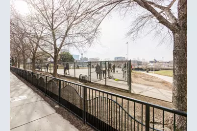 700 N Larrabee Street #1704, Chicago, IL 60654 - Photo 35