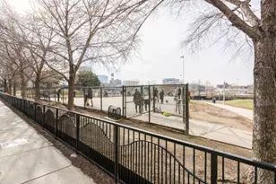 700 N Larrabee St, Chicago, IL 60654 - Photo 35