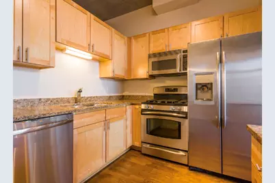 700 N Larrabee Street #1704, Chicago, IL 60654 - Photo 11