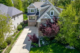 5607 Hillcrest Rd, Downers Grove, IL 60516 - Photo 1