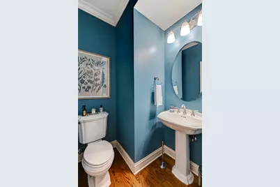 5607 Hillcrest Road, Downers Grove, IL 60516 - Photo 17