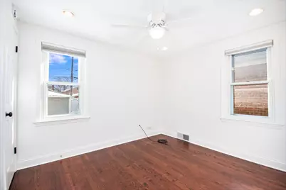 5229 S Meade Avenue, Chicago, IL 60638 - Photo 7