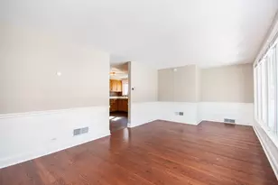 5229 S Meade Ave, Chicago, IL 60638 - Photo 3