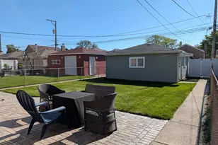 5229 S Meade Ave, Chicago, IL 60638 - Photo 15