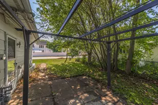 428 E Timber St, Pontiac, IL 61764 - Photo 29