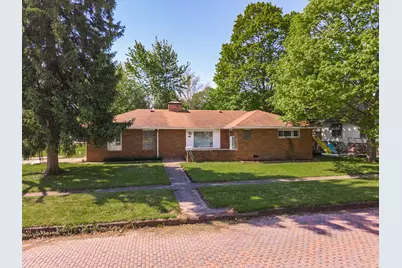 428 E Timber Street, Pontiac, IL 61764 - Photo 35