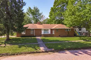428 E Timber St, Pontiac, IL 61764 - Photo 35