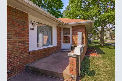 428 E Timber Street, Pontiac, IL 61764 - Photo 3