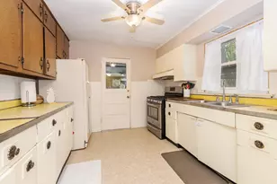 428 E Timber St, Pontiac, IL 61764 - Photo 13