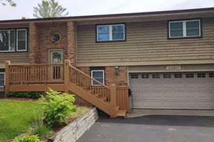 34611 N Iroquois Trail, McHenry, IL 60051 - Photo 3