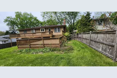 34611 N Iroquois Trail, McHenry, IL 60051 - Photo 7