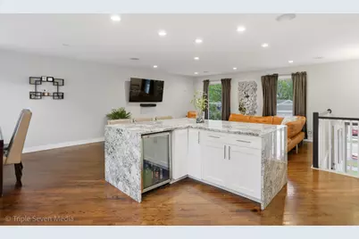 2109 Hitching Post Lane, Schaumburg, IL 60194 - Photo 5