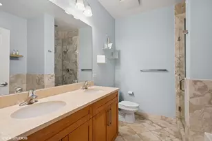 2771 W Francis Pl, Chicago, IL 60647 - Photo 13