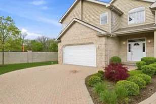 3098 Rosebrook Cir, Westchester, IL 60154 - Photo 1