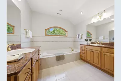 3098 Rosebrook Circle, Westchester, IL 60154 - Photo 25