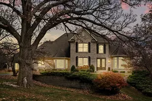 6N499 Brookhaven Ln, Saint Charles, IL 60175 - Photo 1