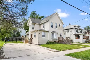 315 Pine St, Joliet, IL 60435 - Photo 1