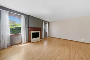 849 Colony Lake Dr, Schaumburg, IL 60194 - Photo 7