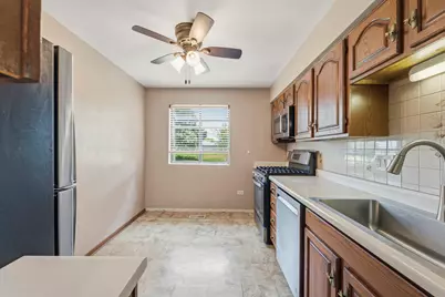 472 Elizabeth Drive #17-A-R, Wood Dale, IL 60191 - Photo 11