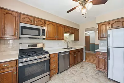 472 Elizabeth Drive #17-A-R, Wood Dale, IL 60191 - Photo 9