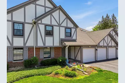 472 Elizabeth Drive #17-A-R, Wood Dale, IL 60191 - Photo 1